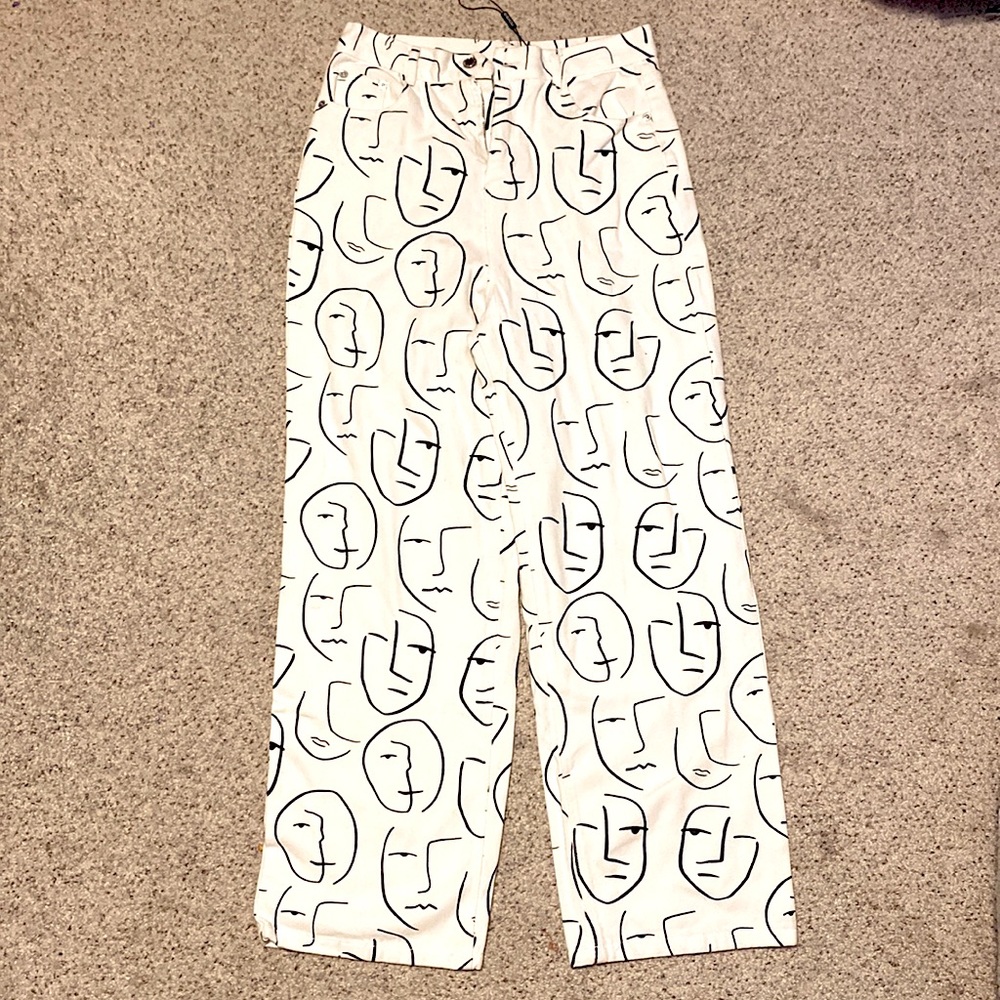 These are straight leg jeans from shekou.
